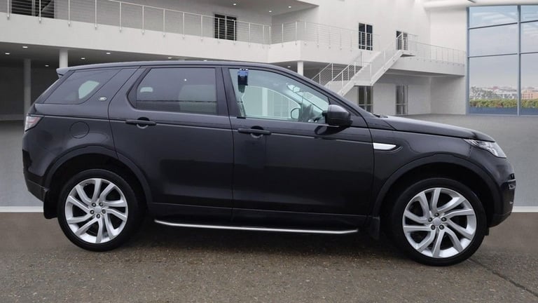 2018 Land Rover Discovery Sport 2.0 TD4 HSE SUV 5dr Diesel Manual 4WD Euro 6 (s/s) (180 ps) ESTAT...