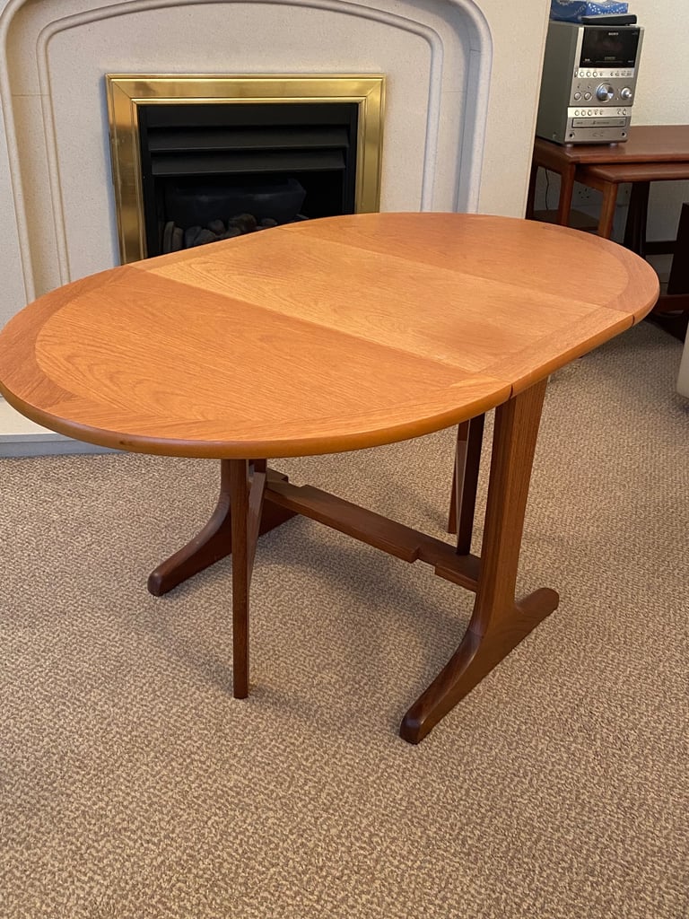 Teak Drop Leaf Table - Side Table/Coffee Table