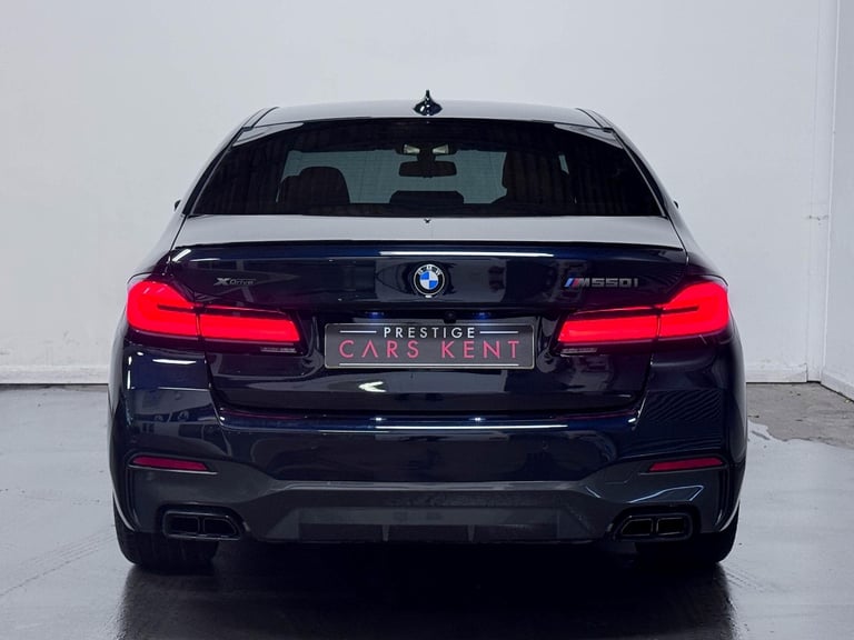 2022 BMW 5 Series 4.4 M550i V8 Saloon 4dr Petrol Steptronic xDrive Euro 6 (s/s) (530 ps) SALOON P...