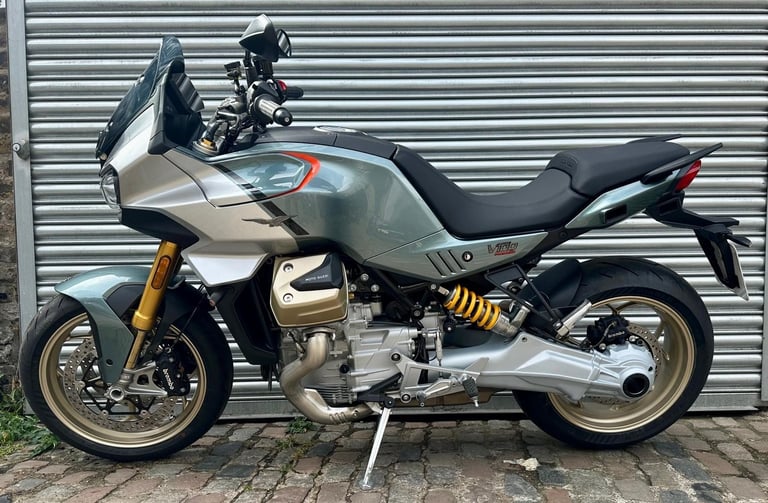 Moto Guzzi V100 Mandello S E5+
