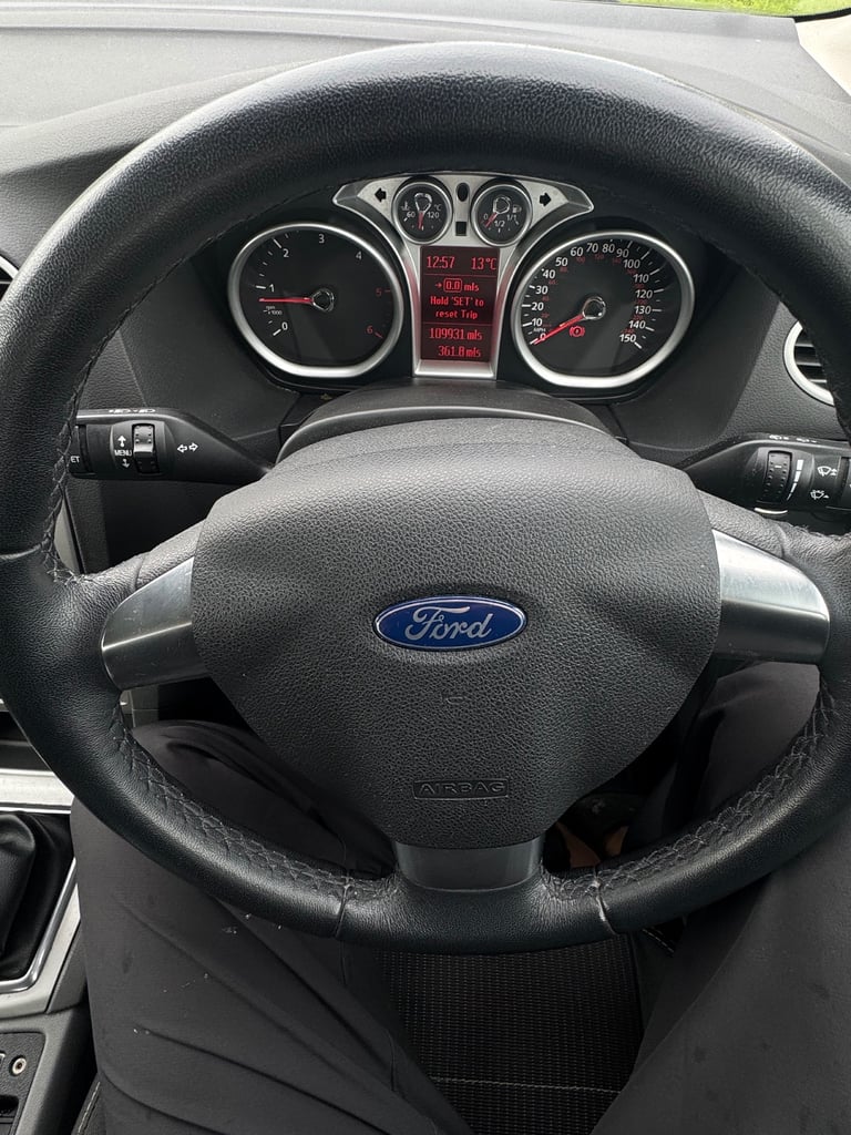 Ford, FOCUS, Hatchback, 2010, Manual, 1560 (cc), 5 doors