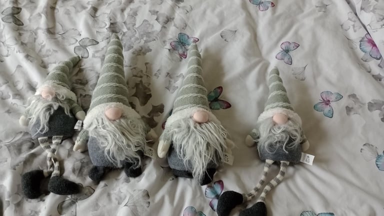 Christmas decorations gonk family set of 4 gonks