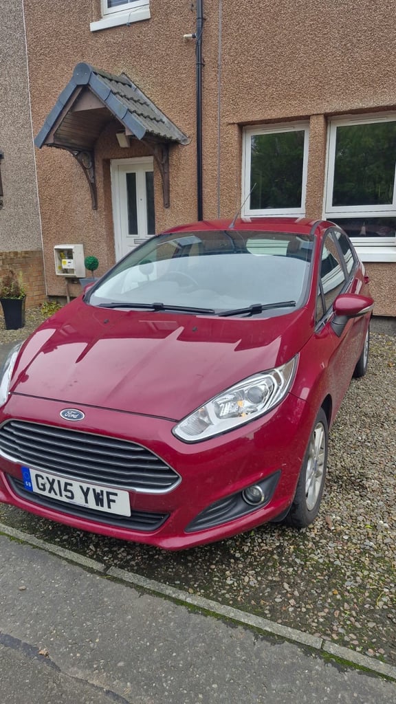 ford fiesta zetec 1.0t eco boost 2015 9 month mot 