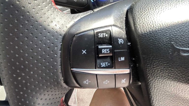 2023 Ford Kuga 2.5 FHEV Black Package Edition 5dr CVT SUV Hybrid Ele Automatic