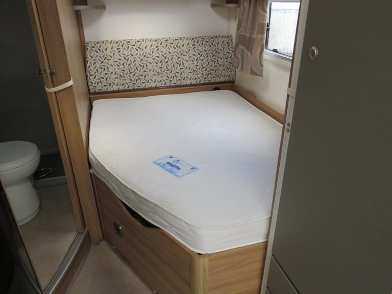 Bailey Autograph Approach 75/2 4 Berth Fixed Bed