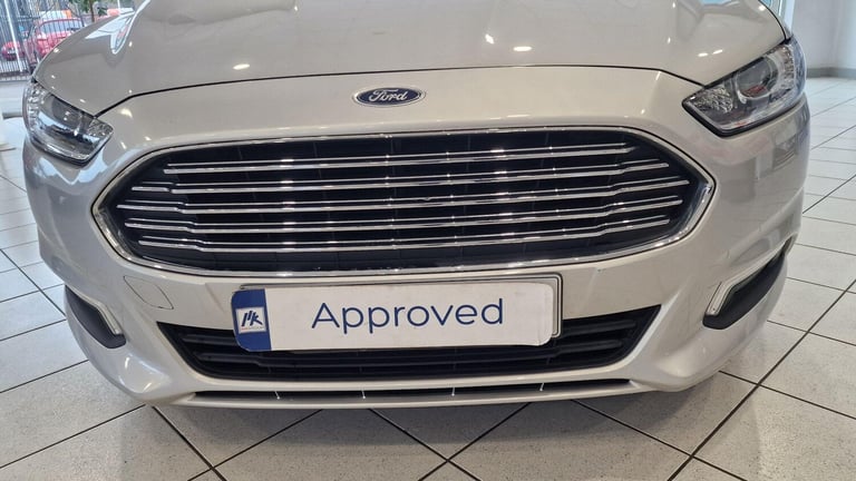2016 Ford Mondeo 2.0 TDCi Zetec Euro 6 (s/s) 5dr HATCHBACK Diesel Manual