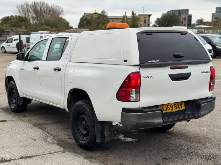 2019 Toyota Hilux Active D/Cab Pick Up 2.4 D-4D PICK UP DIESEL Manual