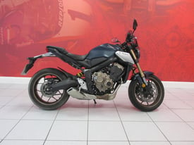 21 71 HONDA CB650R - 2999 Miles - NATIONWIDE DELIVERY AVAILABLE