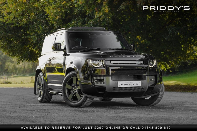 LAND ROVER DEFENDER 90 2.0 P300 X-Dynamic HSE - Amazing spec. Massive presence.