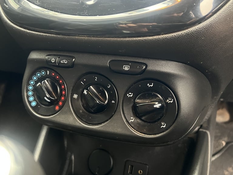 VAUXHALL CORSA 1.4 i ecoTEC Limited Edition 2015