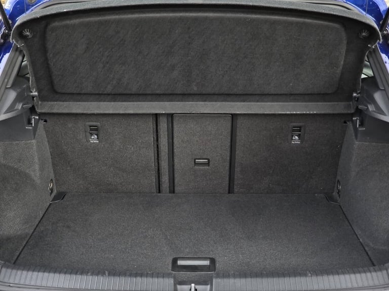 2019 Volkswagen T-Roc 2.0 TSI R SUV 5dr Petrol DSG 4Motion Euro 6 (s/s) (300 ps) HATCHBACK Petrol...