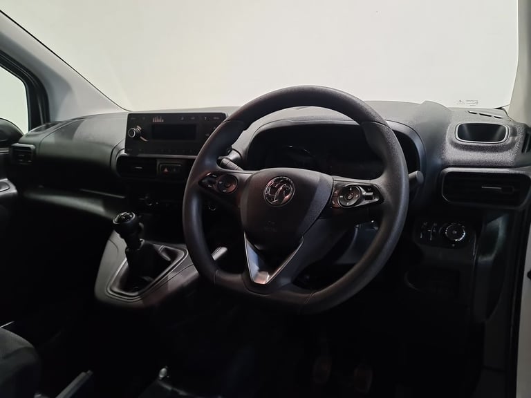2021 Vauxhall Combo 1.5 TURBO D 2300 DYNAMIC L2 H1 100 BHP LWB Panel Van Diesel Manual
