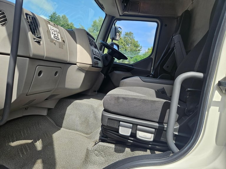 2017 DAF 18 Ton drop side/ scaffold/low miles/ new mot/ warranty/ UK delivery