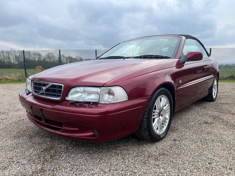 VOLVO C70 2.4 TURBO AUTOMATIC SOFT TOP CONVERTIBLE CABRIOLET * MODERN CLASSIC *