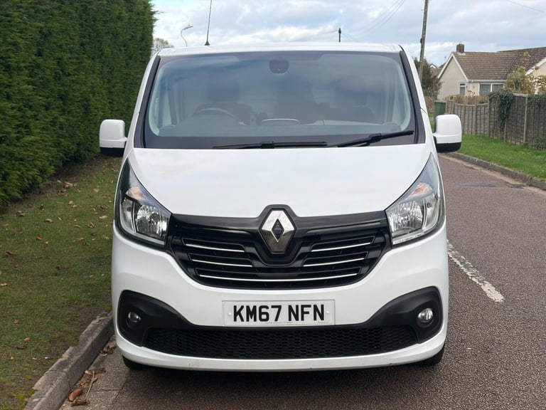 2017 "67" RENAULT TRAFIC 1.6 DCI(120 BHP) 27 SPORT NAV SWB (EURO 6) NO VAT