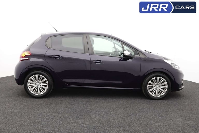 2019 Peugeot 208 1.2 208 Signature PureTech S/S 5dr Hatchback Petrol Manual