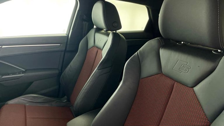 2023 Audi Q3 Black Edition 35 TFSI  150 PS 6-speed Manual SUV Petrol Manual