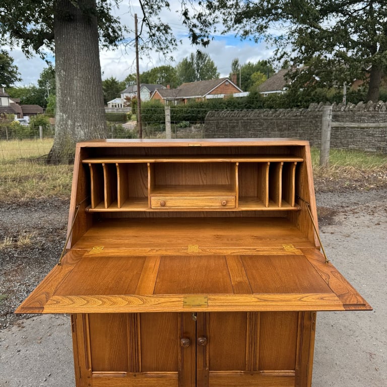 Vintage Ercol Connoisseur Bureau Model 867 Golden Dawn Writing Desk Storage