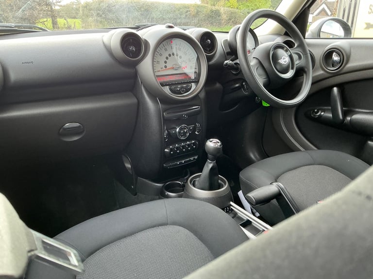 2012 MINI Countryman 1.6 Cooper Euro 5 (s/s) 5dr HATCHBACK Petrol Manual