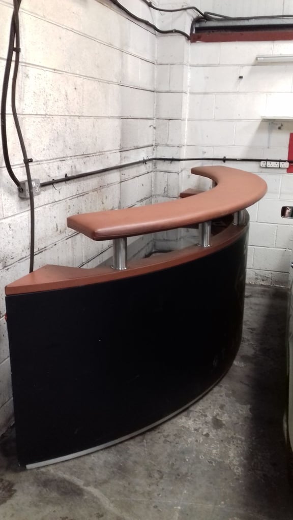 RECEPTION Desk - Stainless Steel & Leather - Restaurant / Garage / Salon / Bar / Shop / Retail