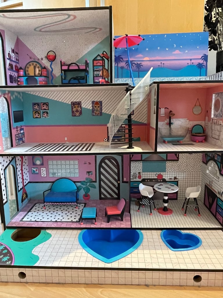 LOL dolls and doll houses