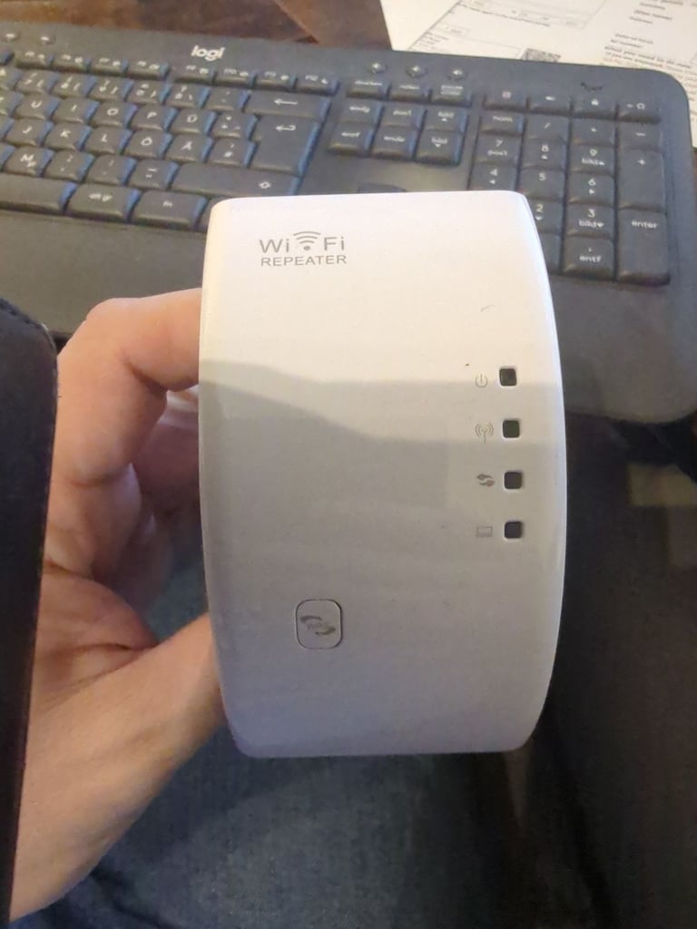 Wireless-N WiFi Repeater