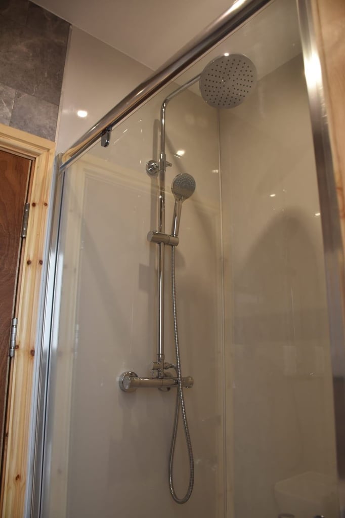 Ensuite Double Room - Shoreditch - All Inclusive