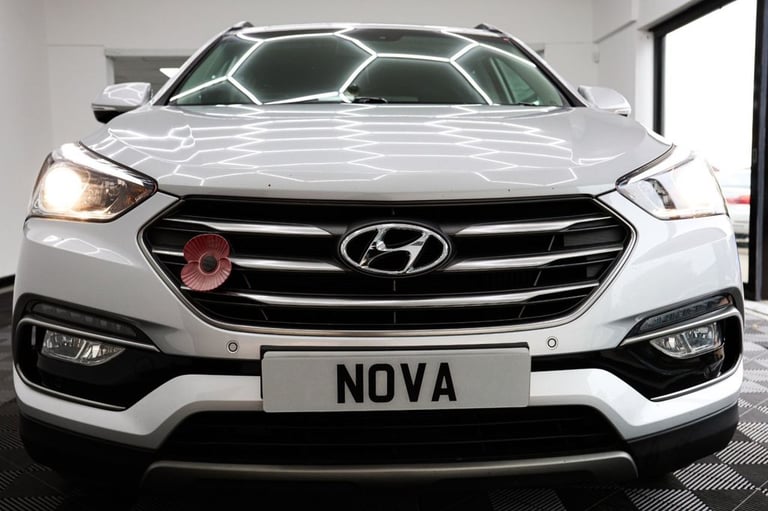 2016 Hyundai Santa Fe 2.2 CRDi Blue Drive Premium 5dr Auto [7 Seats] ESTATE DIESEL Automatic