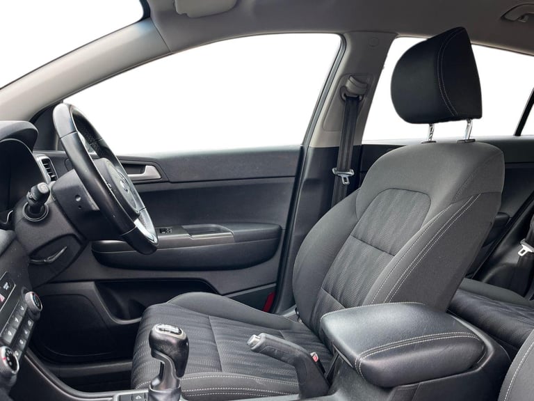  Kia Sportage 1.6 Gdi 1 Suv 5dr Petrol Manual Euro 6 130 Bhp Petrol