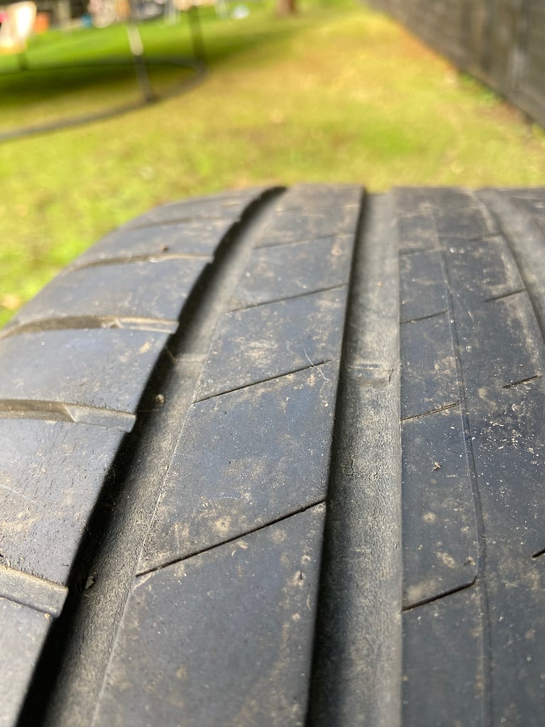 245 40 r19 tyres