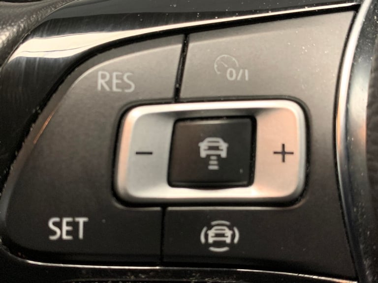 2019 Volkswagen T-Roc 1.6 TDI SE 5dr HATCHBACK DIESEL Manual