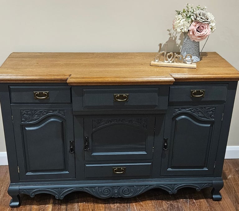 Sideboard