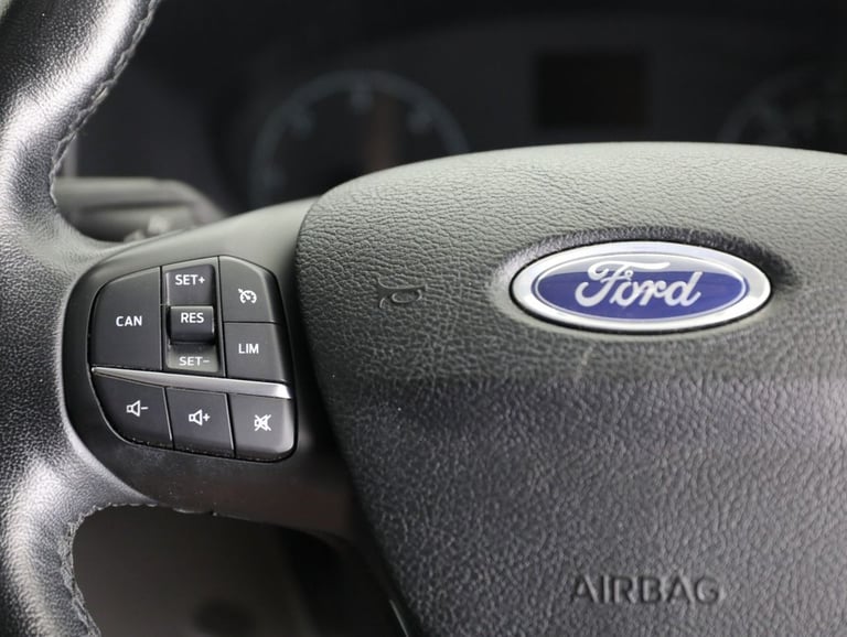 2022 Ford Transit Custom 2.0 300 EcoBlue Limited Panel Van 5dr Diesel Manual L2 H1 Euro 6 (s/s) (...