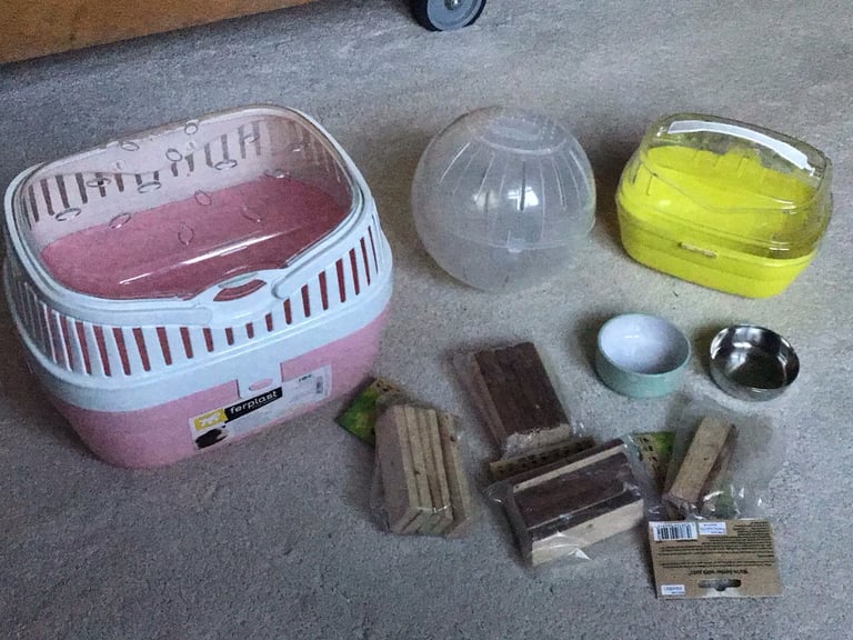 image for Small pet accessories (gerbil, hamster, Guinea pig etc)