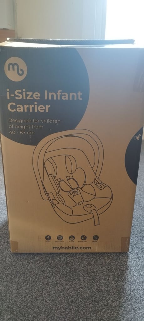 image for Brand new baby car seat 