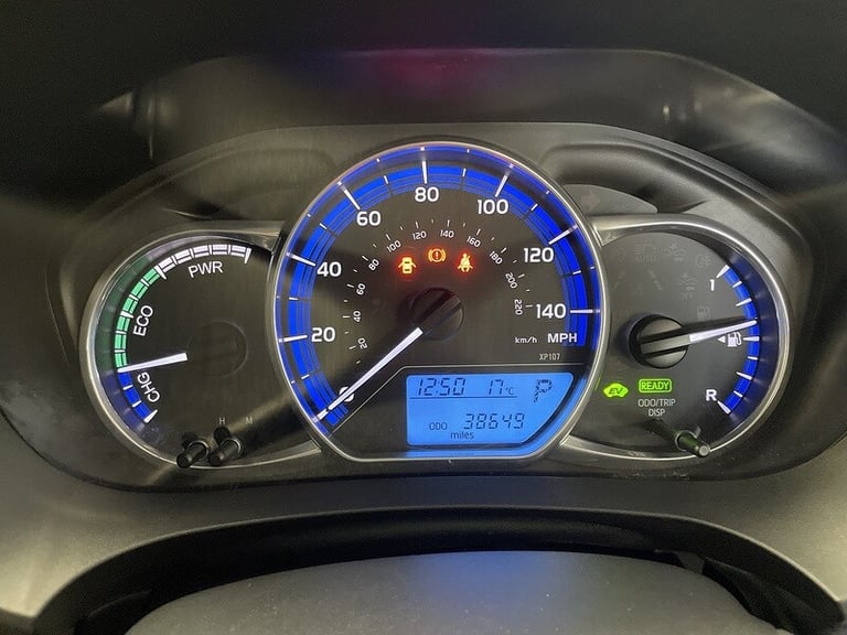 2016 Toyota Yaris VVT-h Excel Hatchback HYBRID Automatic