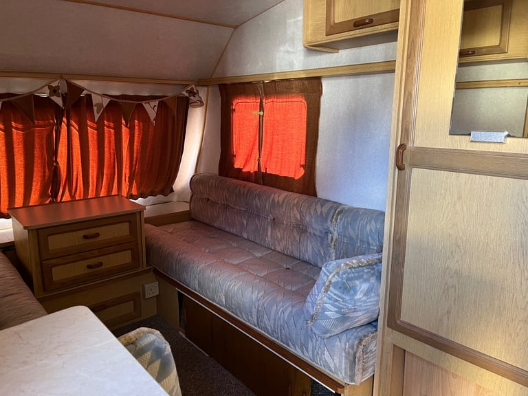 2 berth lightweight caravan 