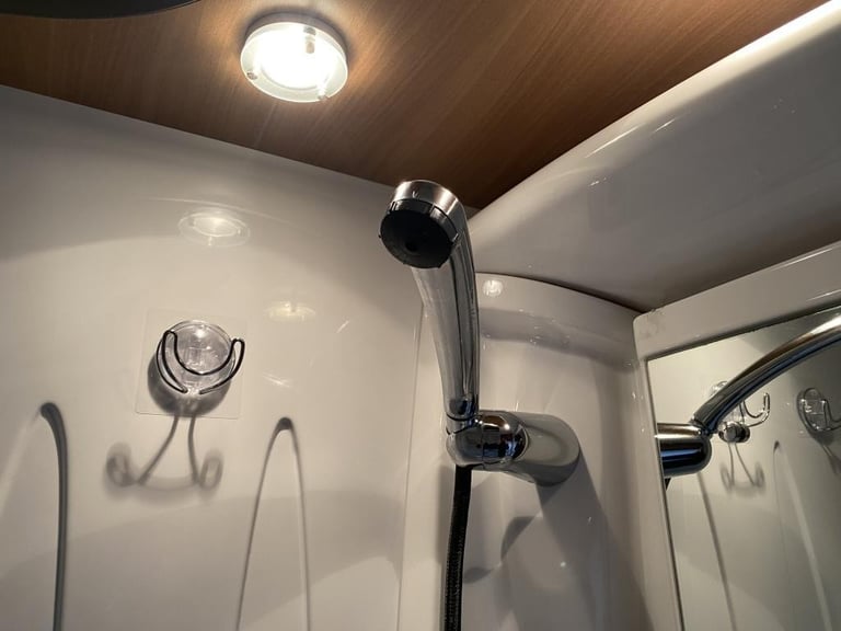 2009 SWIFT SUNDANCE 590RL 4 BERTH MOTORHOME