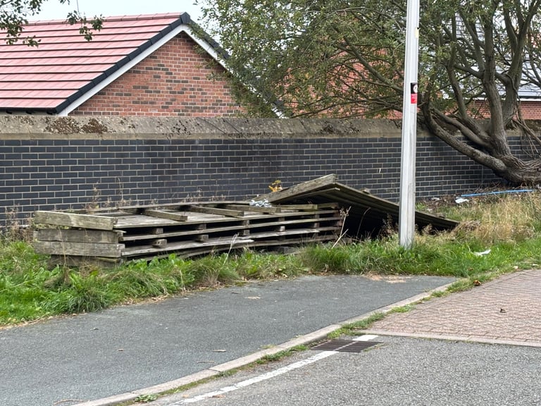 image for Free Wood Fence panels