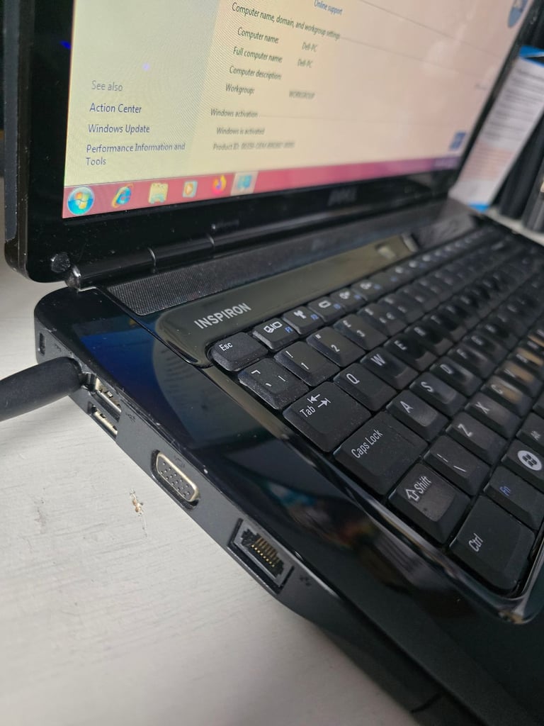 Dell Inspiron 1545 Laptop Windows 7 Home Premium 