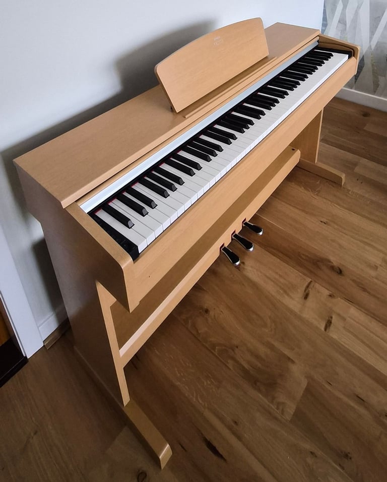 Yamaha Arius YDP-141 Electric Digital Piano