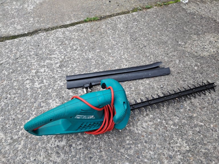 Bosch mains hedge trimmer