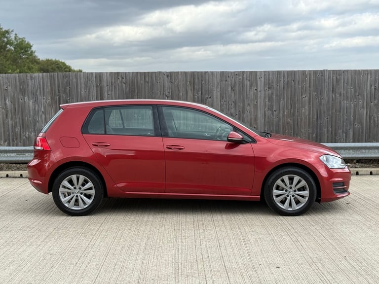 2013 Volkswagen Golf BLUEMOTION 1.6 TDI - 12 MONTHS MOT - £20 CHEAP CAR TAX 2KEY HATCHBACK Diesel...