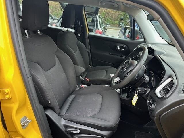 2016 Jeep Renegade 1.6 E-torQ Sport 5dr ESTATE Petrol Manual