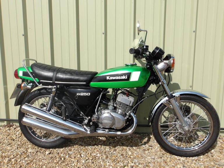 Kawasaki KH250 Triple 1980 Classic 2 Stroke, Tax & Mot Exempt