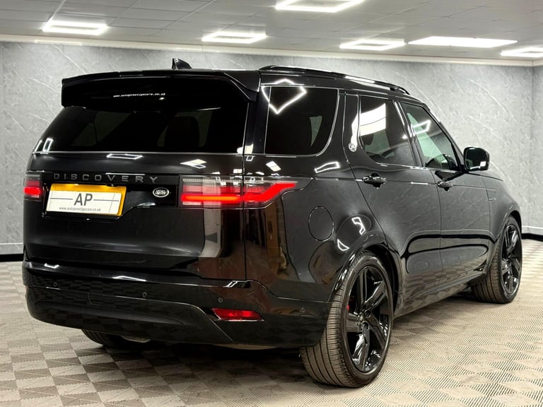 2021 Land Rover Discovery 3.0 D250 R-Dynamic S 5dr Auto TOWING PACK | HUGE SPEC ESTATE Diesel Sem...