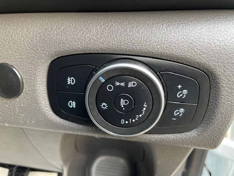 2022 Ford Transit Custom 300 EcoBlue Leader Panel Van Diesel Manual