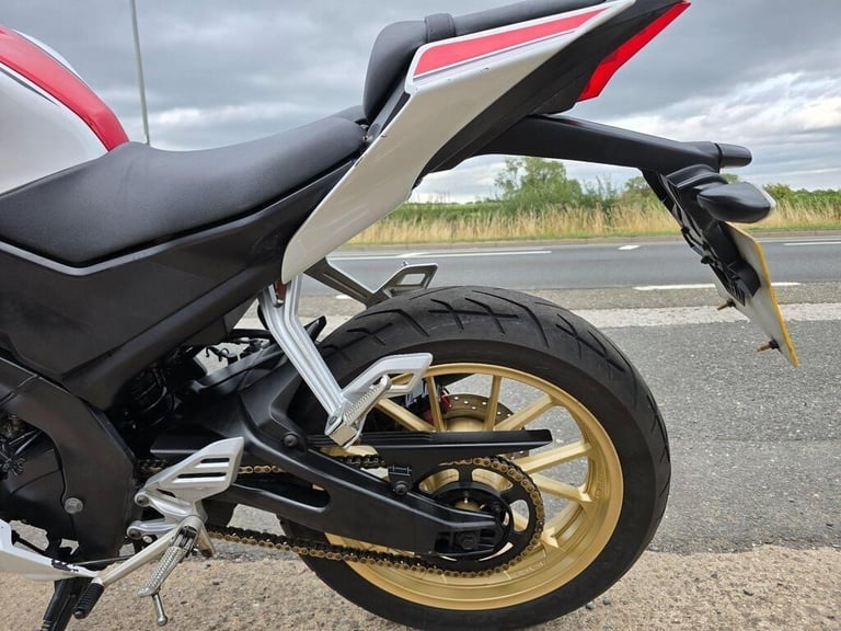 Yamaha R125 Euro 5 124cc