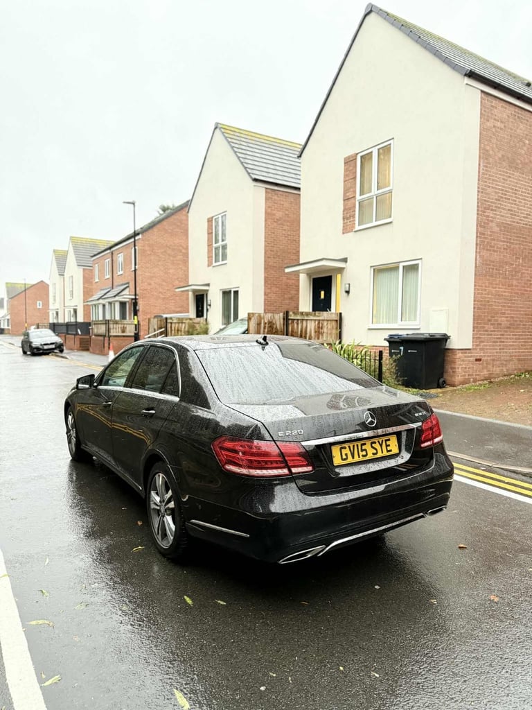 Mercedes-Benz, E CLASS, Saloon, 2015, Semi-Auto, 2143 (cc), 4 doors