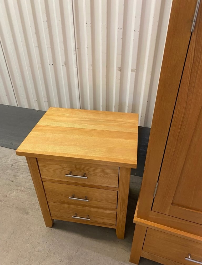 Solid Oak Wardrobe and Matching Bedsides